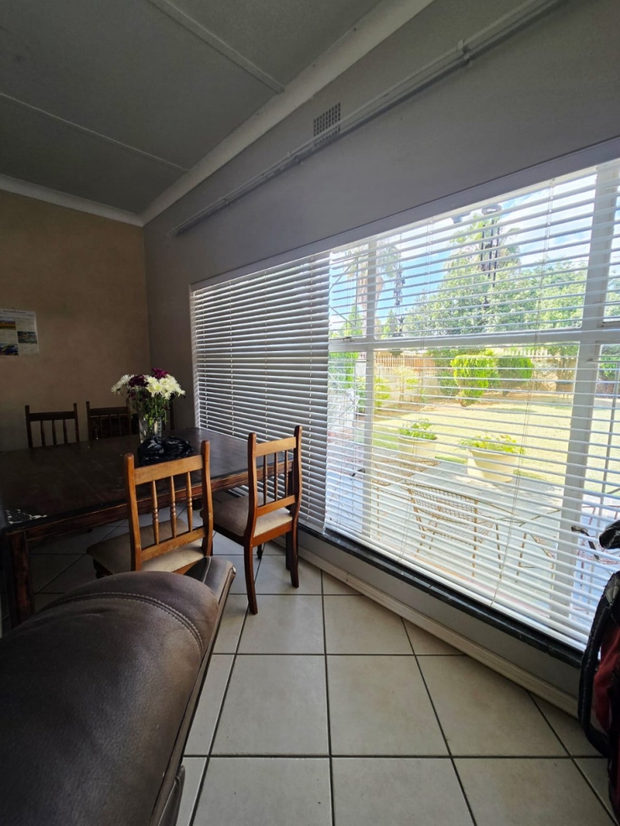 3 Bedroom Property for Sale in Flimieda North West